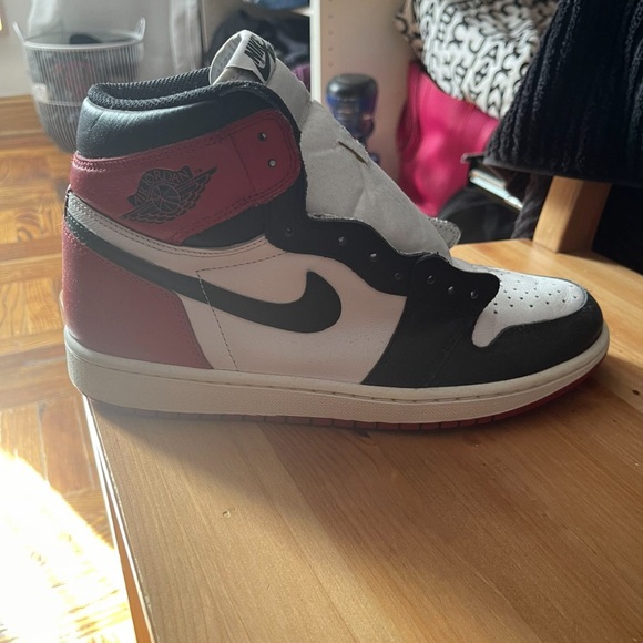 Jordan 1 Black Toe High OH - Picture 1 of 8
